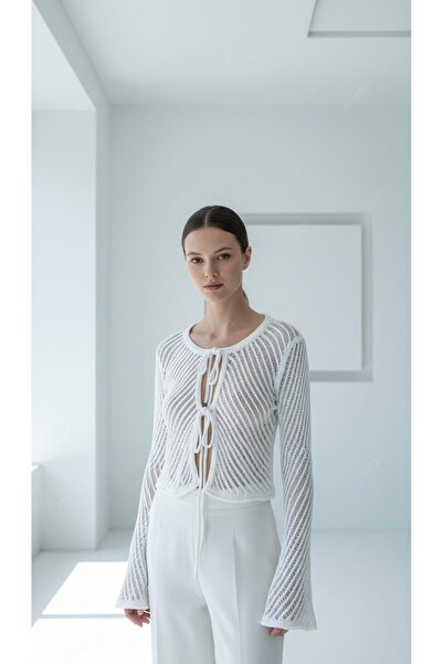 MAMAYAGA Women's Crew Neck Front Lace-Up Spanish Long Sleeve Sporty Stylish O...