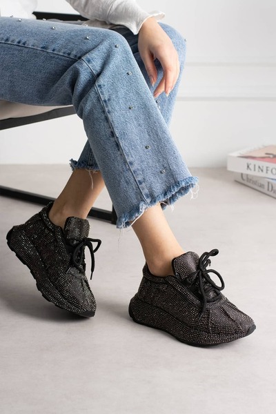 diclepolat حذاء رياضي نسائي أسود بحجر فضي ونعل سميك وأربطة من نوع سنيكر جويا