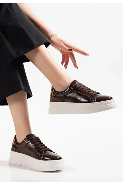 Alfanora Jetan Brown Patent Leather Lace-Up Sports Shoes