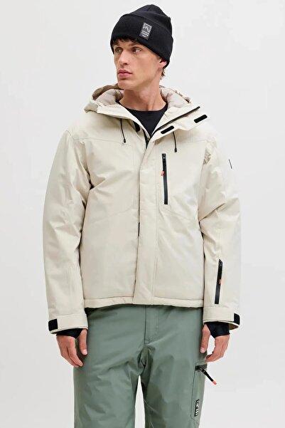 Jack & Jones سترة تزلج رجالية باللون البيج من Jjalpes طراز Aw25 12284649-Silv...