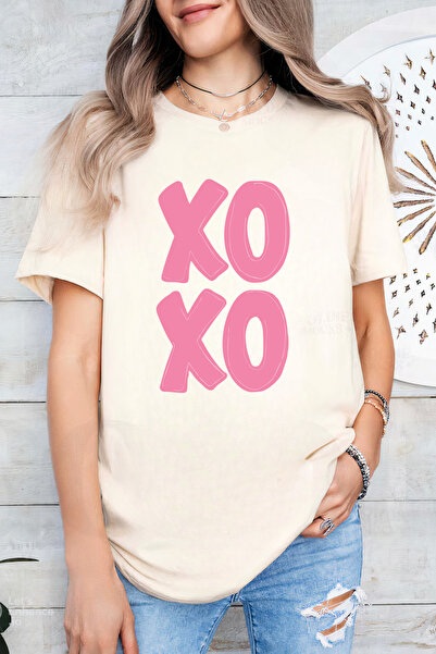 Sarah's Boutique Women's T-shirt – 100% cotton – Valentine's Day "XOXO"