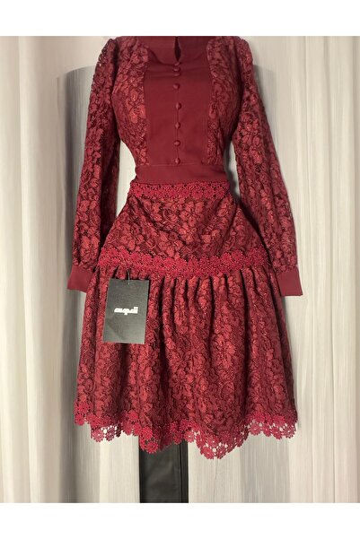 Genenic elegant dress