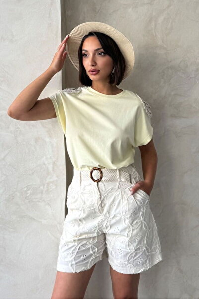 Caddebostan Moda Women's Oversized Crew Neck Cotton T-Shirt with Lace Detail ...