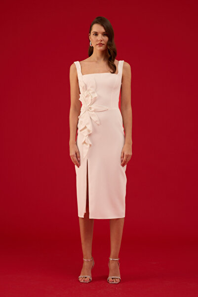 Carmen Beyaz İşlemeli Yırtmaçlı Krep Söz Elbisesi