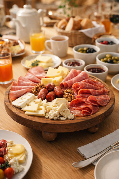 morfeo HOME CEVİZ AĞACINDAN AYAKLI AHŞAP SUNUMLUK