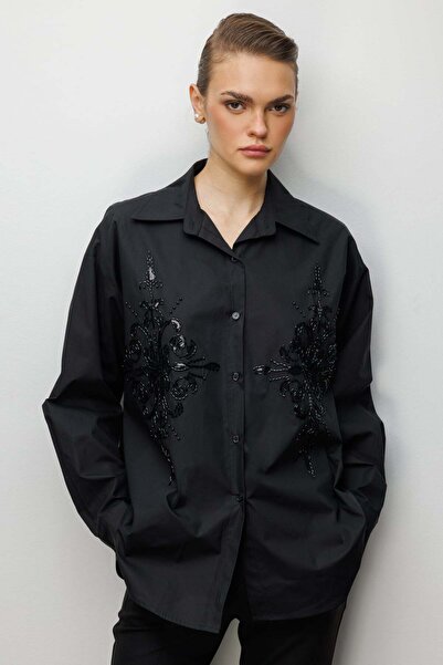 Ekol Boncuk İşlemeli Oversize Pamuk Gömlek