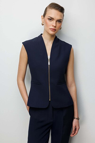 Ekol V Yaka Dikiş Detaylı Yelek