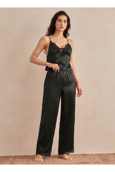 sempathy Women's 2-Piece Pajama Set with Satin Collar and French Lace Details