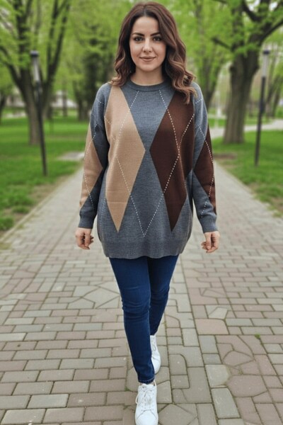 Lunarose Gray Oversize Crew Neck Knit Sweater