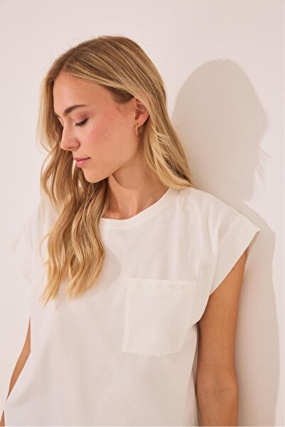 Perspective طقم بيجامة نسائي من وومن سيكريت بتفاصيل جيوب باللون العاجي