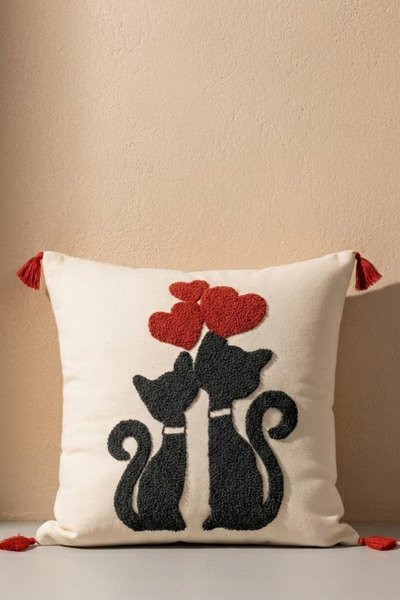 Valmia Home Buldan Handmade Tasseled Cushion Cover |   Embossed Love Cats Patterned Natural Woven - 42X42 cm