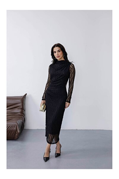 Elif Özbey Butik Siyah Yan Büzgülü Dantel Elbise
