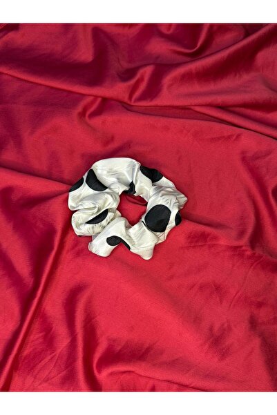 Donna Libertà Women's Cream Color Black Polka Dot Scrunchie |   Daily Rubber ...