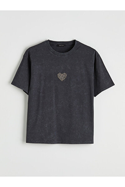 LC Waikiki Peak New Season Heart Embroidered Oversize Women's T-Shirt