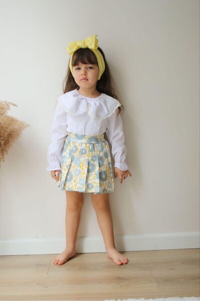 Asortik Kids Дівчача блузка з коміром-стійкою та спідниця з плісированим низо...