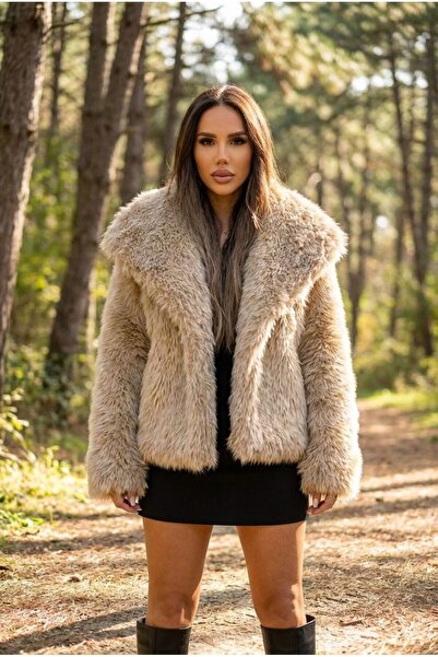 INFLUENCER Fur Coat