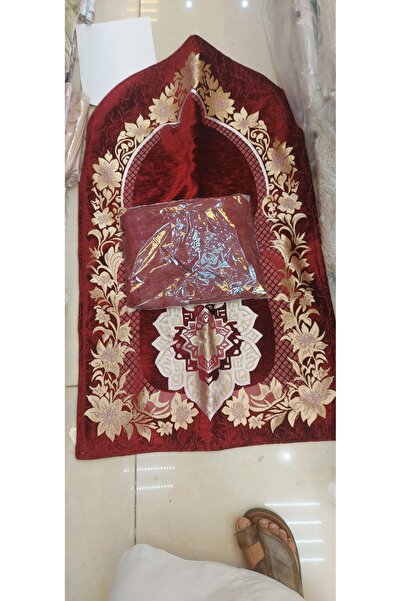 ssd Prayer rug with sheet