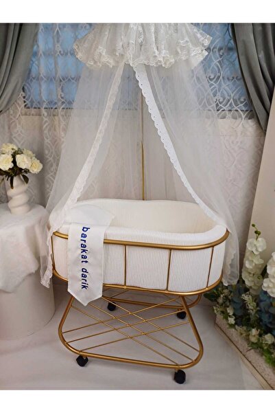 My dream child سرير اطفال مع ناموسيه حامل معدني ببلون الذهبي الفاخر