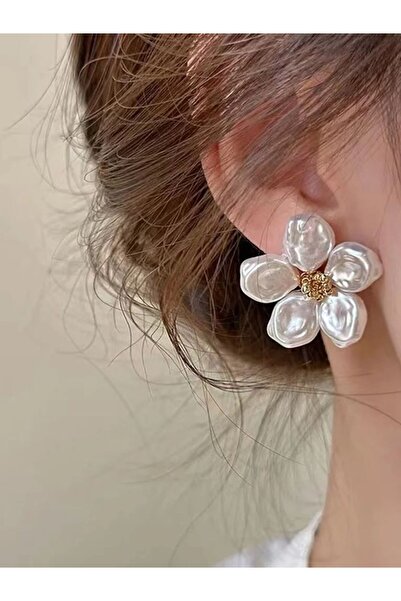 Choice NJ-2052 Baroque Flower Pearl Stud Earrings Simple Earring For Women Fa...