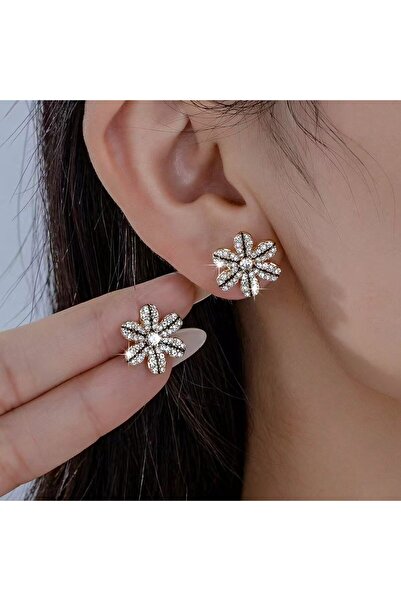 Choice Light Yellow Gold Color A Pair of Trendy, Fresh, Sweet, Petal-Shaped, ...