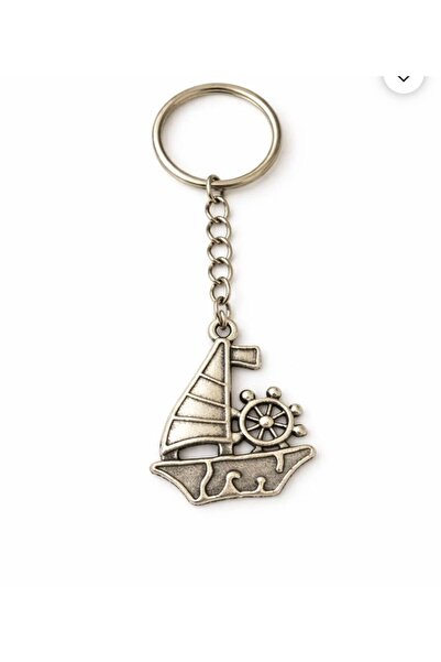 Yuchicly Metal Keychain with Sailing Ship Figure – Design Accessory