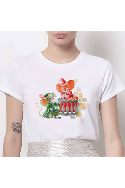 Kartier Women's White Poetry T-Shirt Small