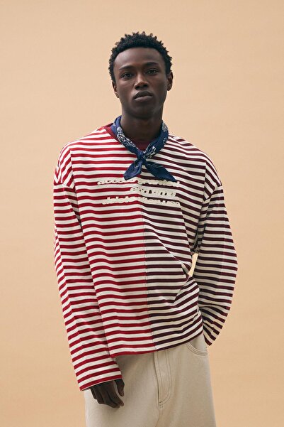 Bershka Uzun kollu çizgili baskılı tişört