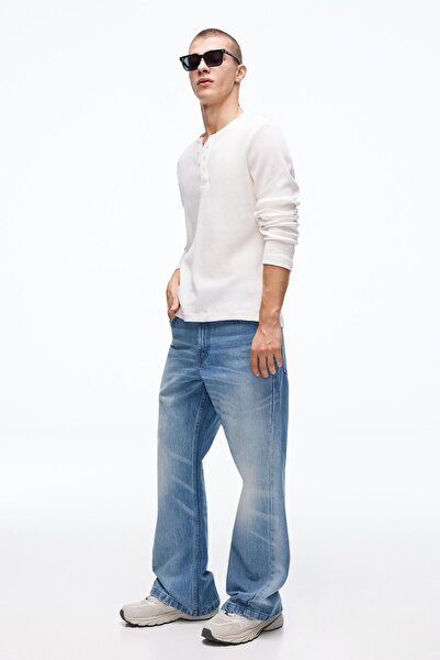 Bershka Baggy fit flare fit jean