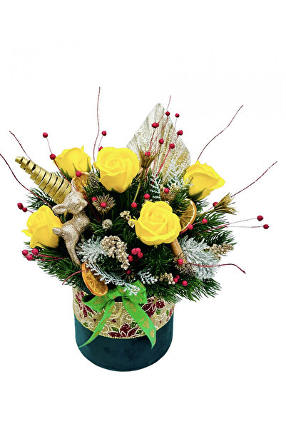 Eventissimi Aranjament Craciun cu trandafiri sapun plante uscate si brad real...