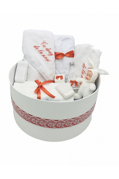 Eventissimi Trusou botez brodat by Eventissimi, Alb si Rosu, 9 piese