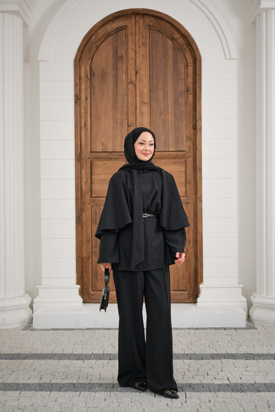 LOCCO Women's Pleated Front Belted Suit Black