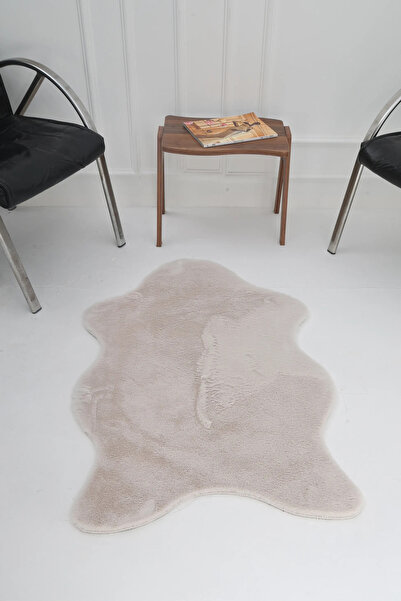 Sihirli Halı Nuvy Serisi 40006 Model Krem Renk Post Kesim Halı