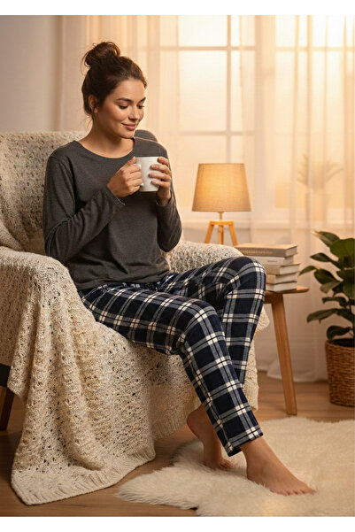 Moda Hour Women's Navy Blue Plaid Patterned Pajama Bottoms