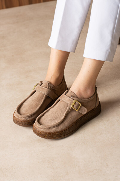 guijarro Women's Genuine Suede Moccasin Shoes with Metal Buckle Detail and Th...