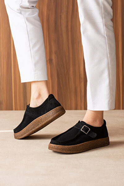 guijarro Women's Genuine Suede Moccasin Shoes with Metal Buckle Detail and Th...