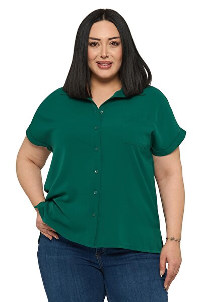 DISENTIS MODEST قميص كبير الحجم بجيب واحد وأكمام مزدوجة قصيرة باللون الأخضر ا...