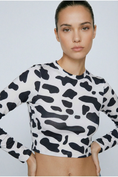 NEW JOURNAL Women's White-Black Crew Neck Patterned Crop Blouse Nj74