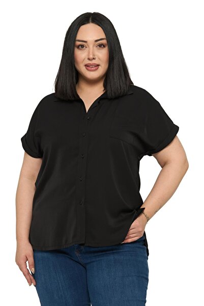 DISENTIS MODEST قميص أسود كبير الحجم بجيب واحد وأكمام مزدوجة قصيرة