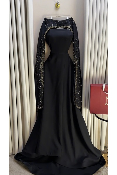 Generica فستان " فيونا " الملكي الاسود