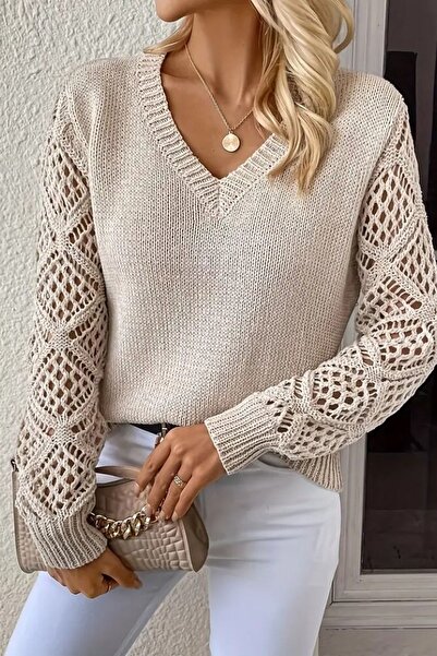 Hiccup Janes Crochet Sleeves V-Neck Knitted Sweater