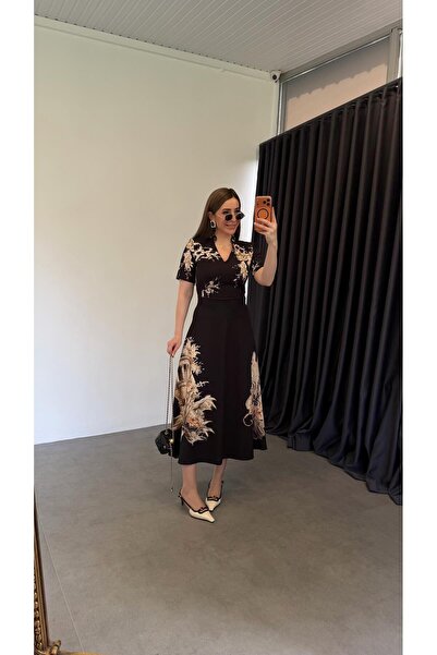 elif teke Rochie căptușită cu model, neagră