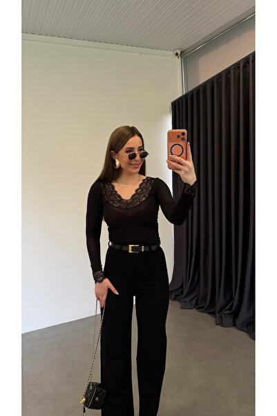 elif teke Δαντελωτή μπλούζα με απαλή υφή, μαύρη