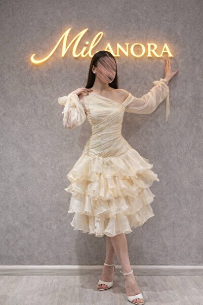 MILANORA Elegant cream evening dress