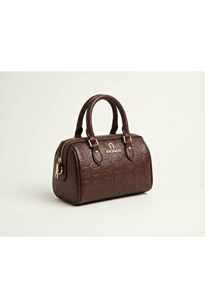 GGGG Bags with their accessories