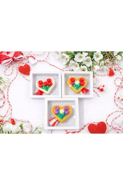 OEM Handmade scented soap martisors in a white display box, 3 pieces per set ...