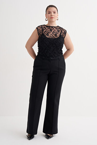 MYLİNE Black Blouse with Lace Detail