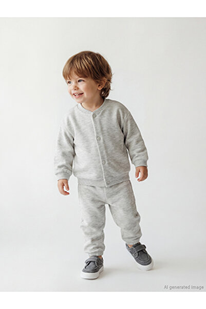 LC Waikiki Nevavm Oval Collar Baby Boy Cardigan and Sweatpants with a Difference
