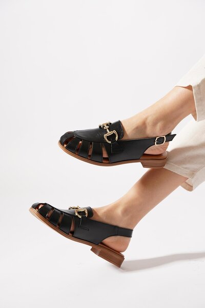 Moda Pie Gensete Pencere tokalı Hakiki Deri Kadın Sandalet Siyah Cilt