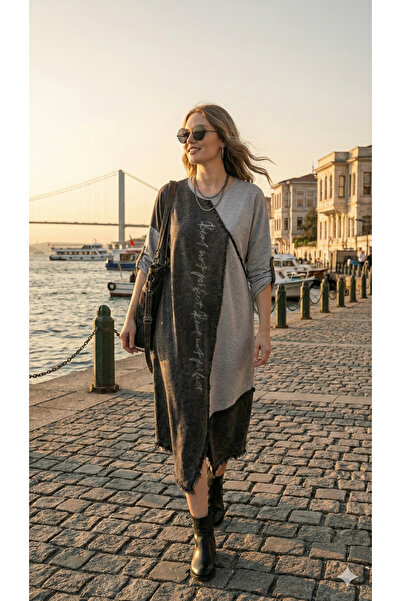 shE tekstil Premium Quality Wide-Fit Denim Garnished Design Dress