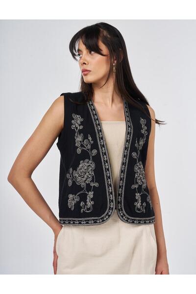 KYR Embroidered Muslin Vest Black